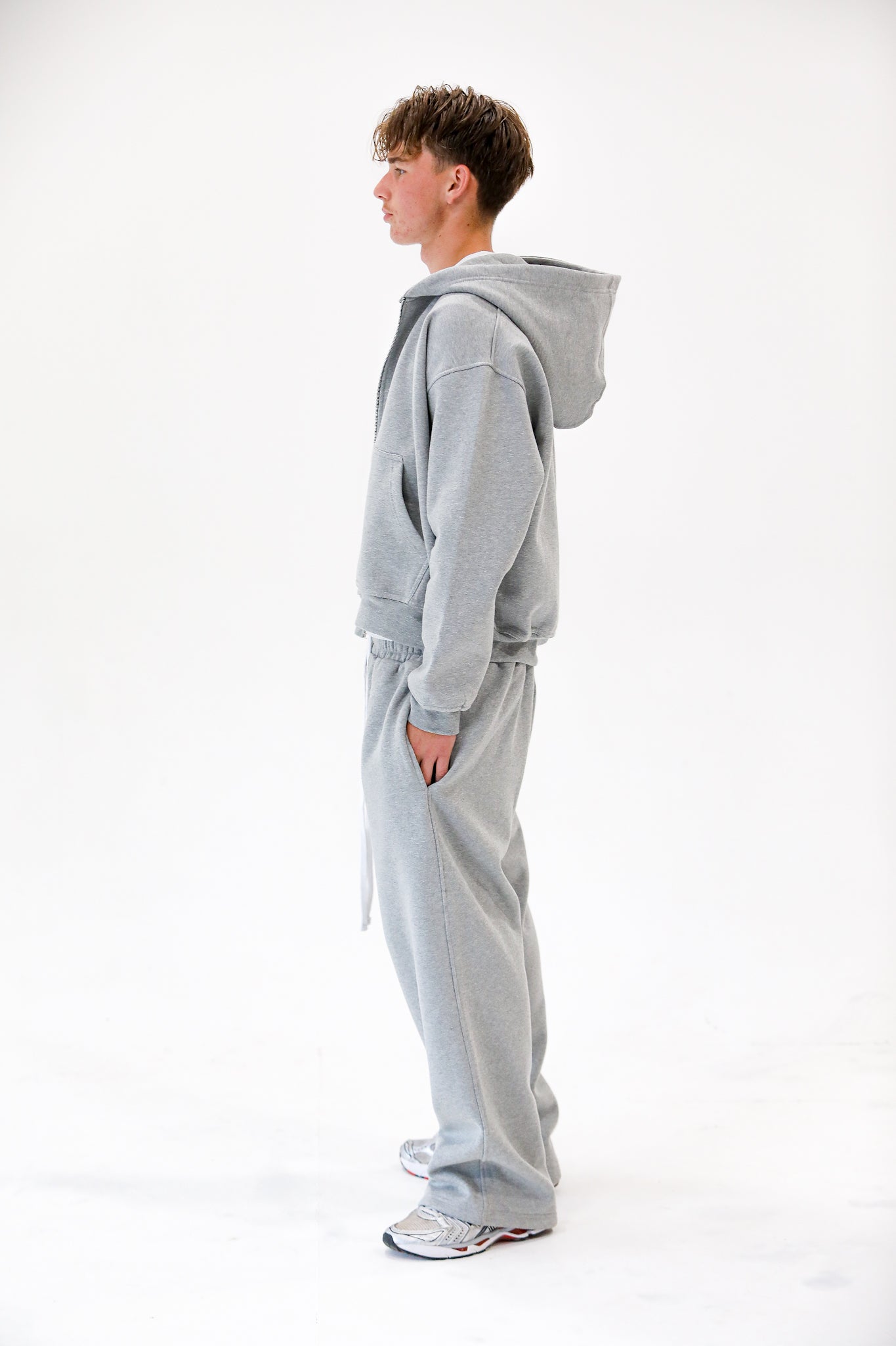 GREY CLOUD ZIP-UP