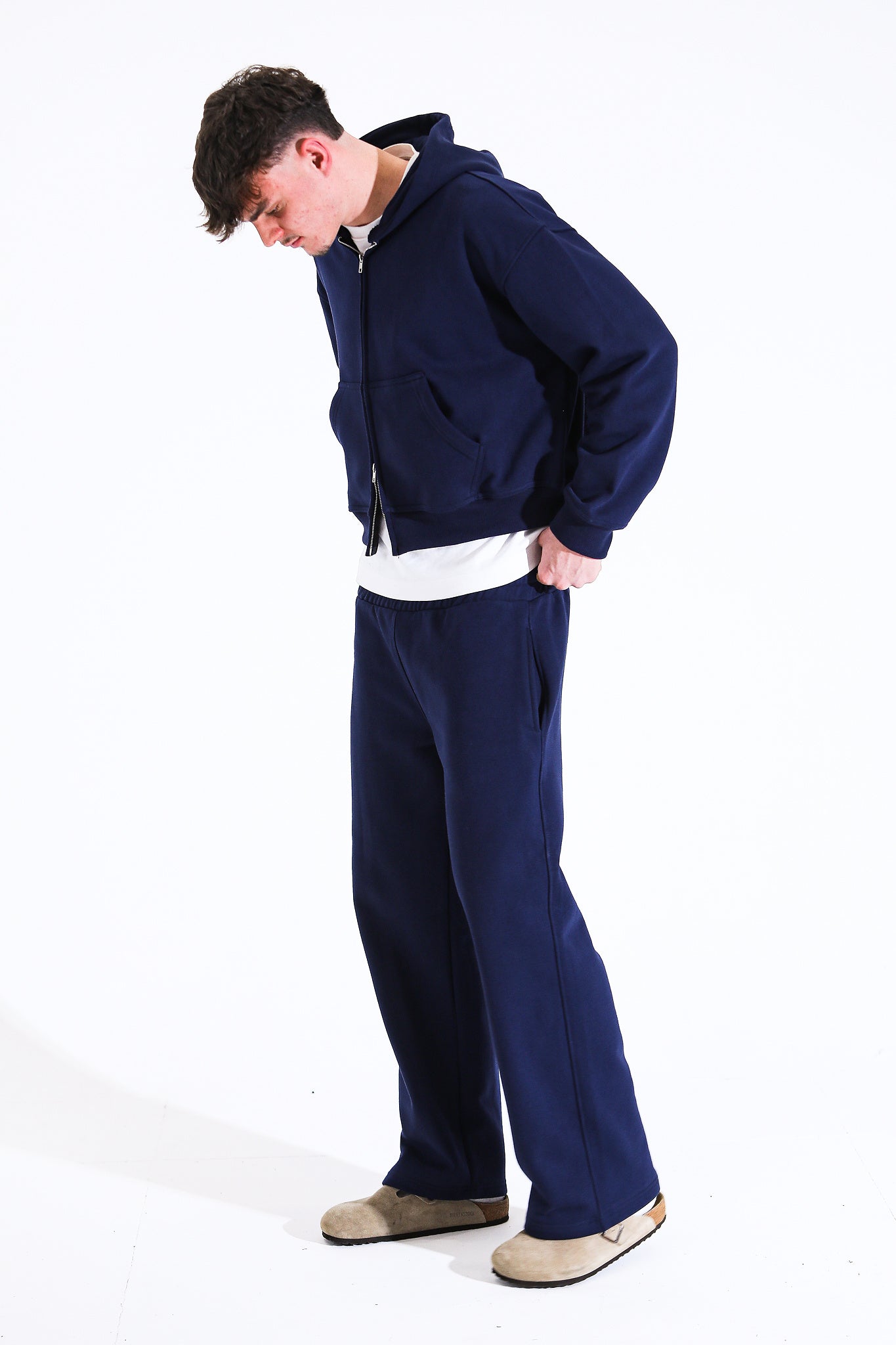 NAVY CLOUD SWEATS